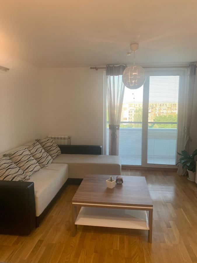 Artemis Business Apartment Skopje Bagian luar foto